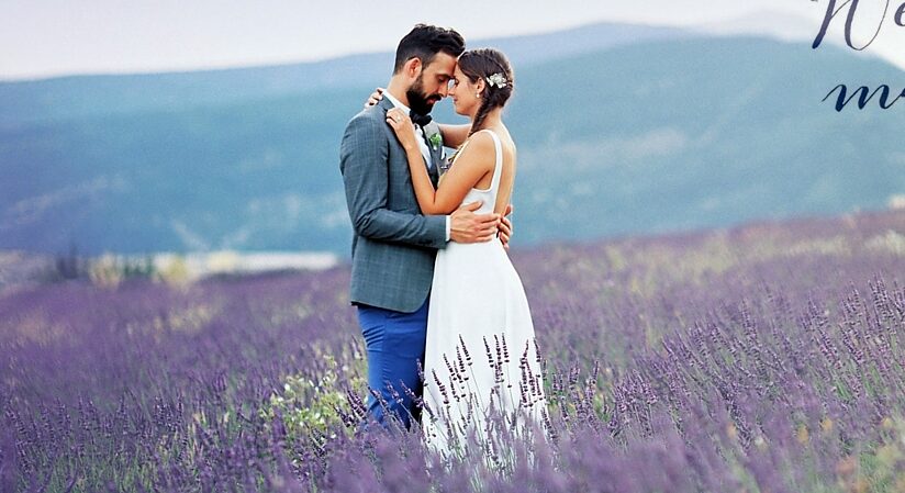 Wedding photos in the lavender fields of La Lauren